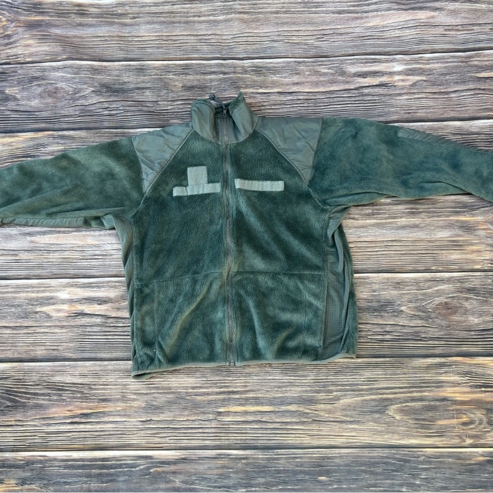 EUC Official US Army ECWCS GEN III Fleece Jacket | Polartec | SZ Med Regular